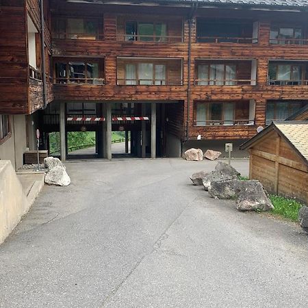 Appartement Avec Acces Piscine- Station- 4 Personnes Saint-Jean-dʼAulps Exteriér fotografie