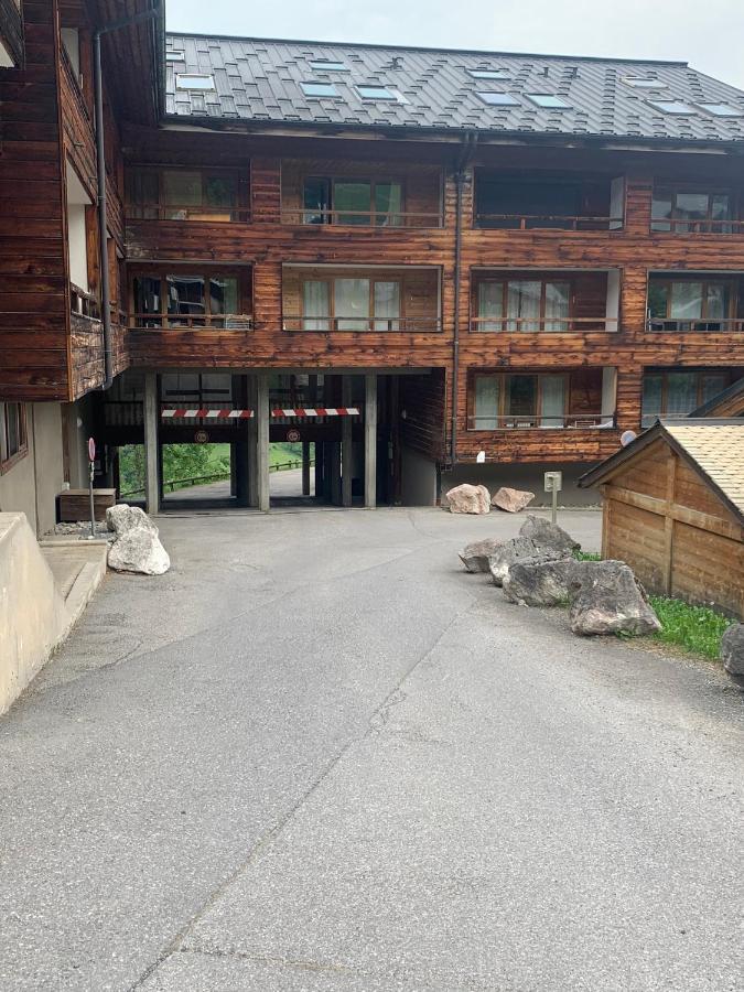 Appartement Avec Acces Piscine- Station- 4 Personnes Saint-Jean-dʼAulps Exteriér fotografie